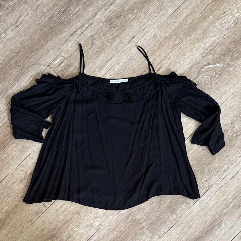 Lush Black Cold-Shoulder Spaghetti Strap Top with Ruffle detail